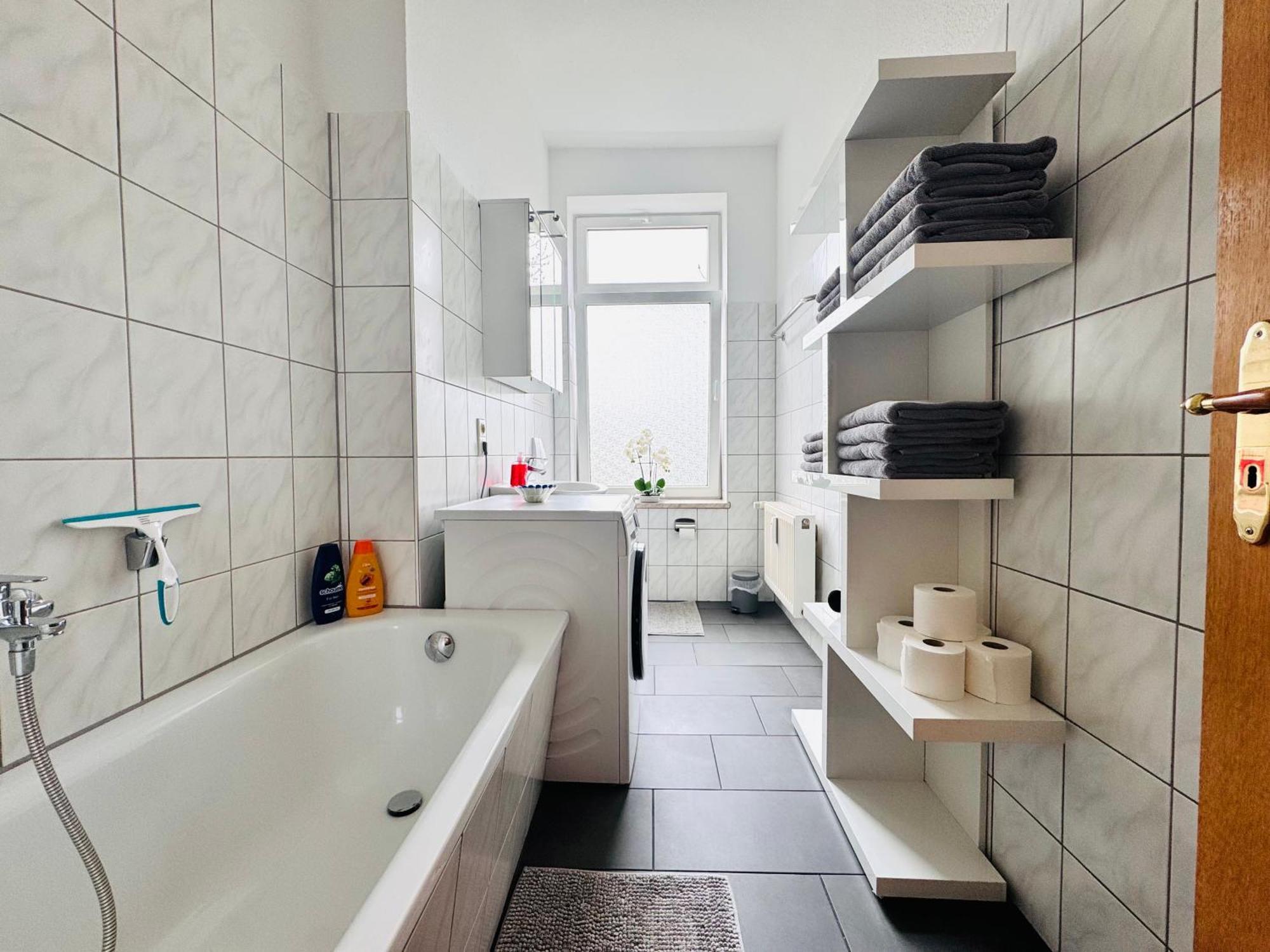 Attraktive Wohnung im schönen Hinterhof Schwerin  Exterior foto